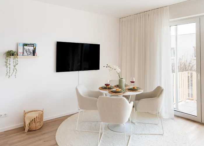 Premium-apartment Mit Balkon - Perfekt Fuer Familien, Gruppen Und Geschaeftsreisende - Zaya 公寓 *
