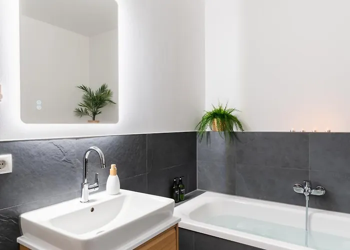 Premium-apartment Mit Balkon - Perfekt Fuer Familien, Gruppen Und Geschaeftsreisende - Zaya 公寓 莱比锡