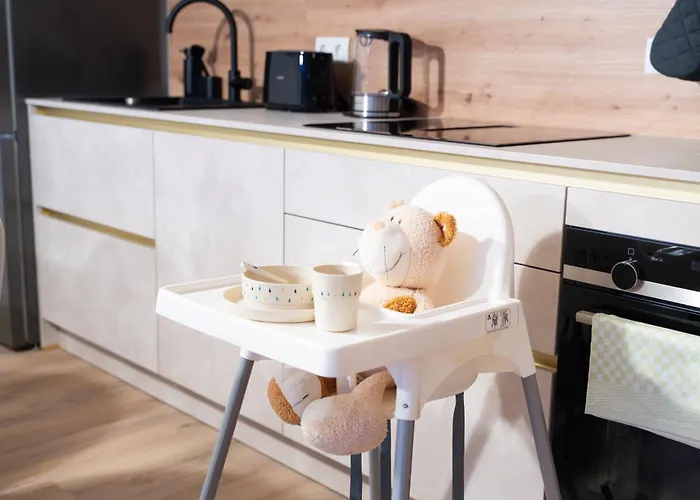 公寓 Premium-apartment Mit Balkon - Perfekt Fuer Familien, Gruppen Und Geschaeftsreisende - Zaya *