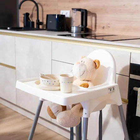 아파트 Premium-apartment Mit Balkon - Perfekt Fuer Familien, Gruppen Und Geschaeftsreisende - Zaya *