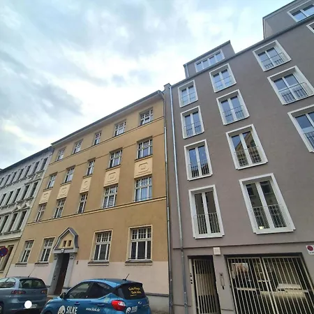Neu - Premium-apartment Mit Balkon - Perfekt Fuer Familien, Gruppen Und Geschaeftsreisende Leipzig